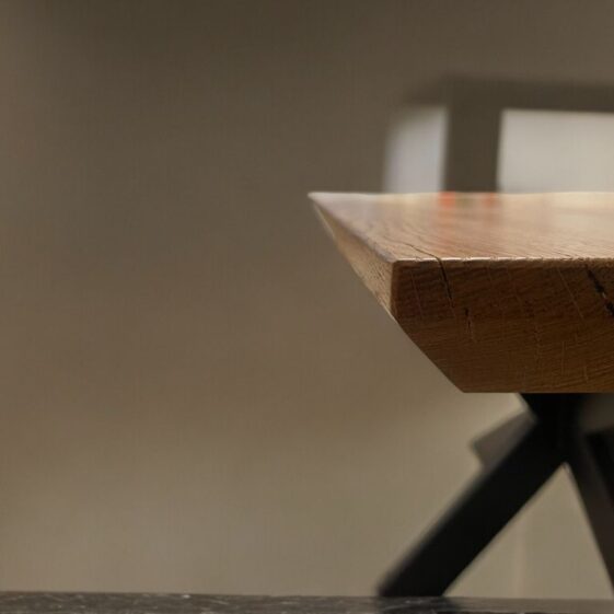 dk loft stoły drewniane